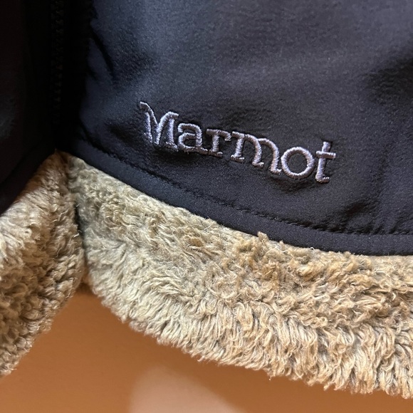 Marmot Jacket - Picture 3 of 5